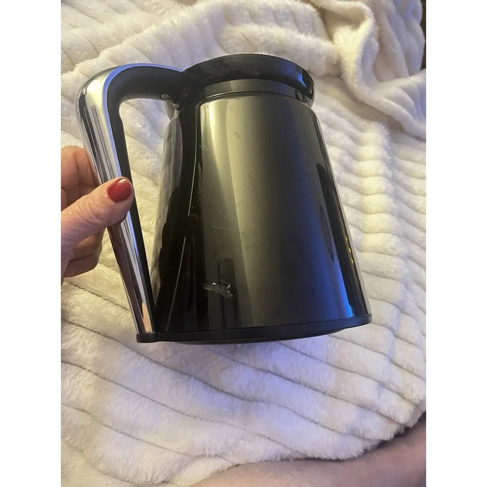 Keurig 2.0 Replacement Carafe Black and Chrome Coffee Pot and Lid 4 Cup